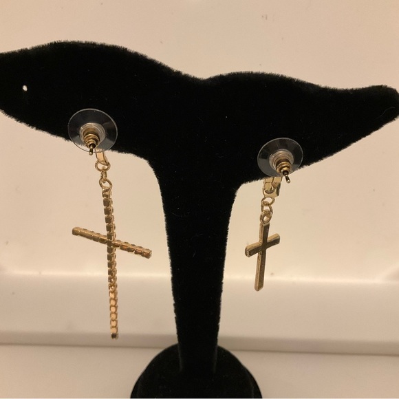 Delicate Divinity Asymmetric Rhinestones crystal Gold Cross Dangling Earrings - Picture 5 of 9